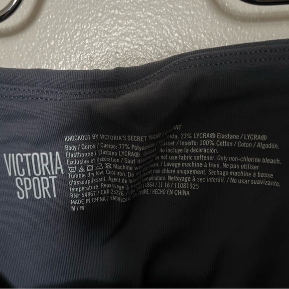 Victoria’s Secret Sport Leggings - Picture 2 of 6